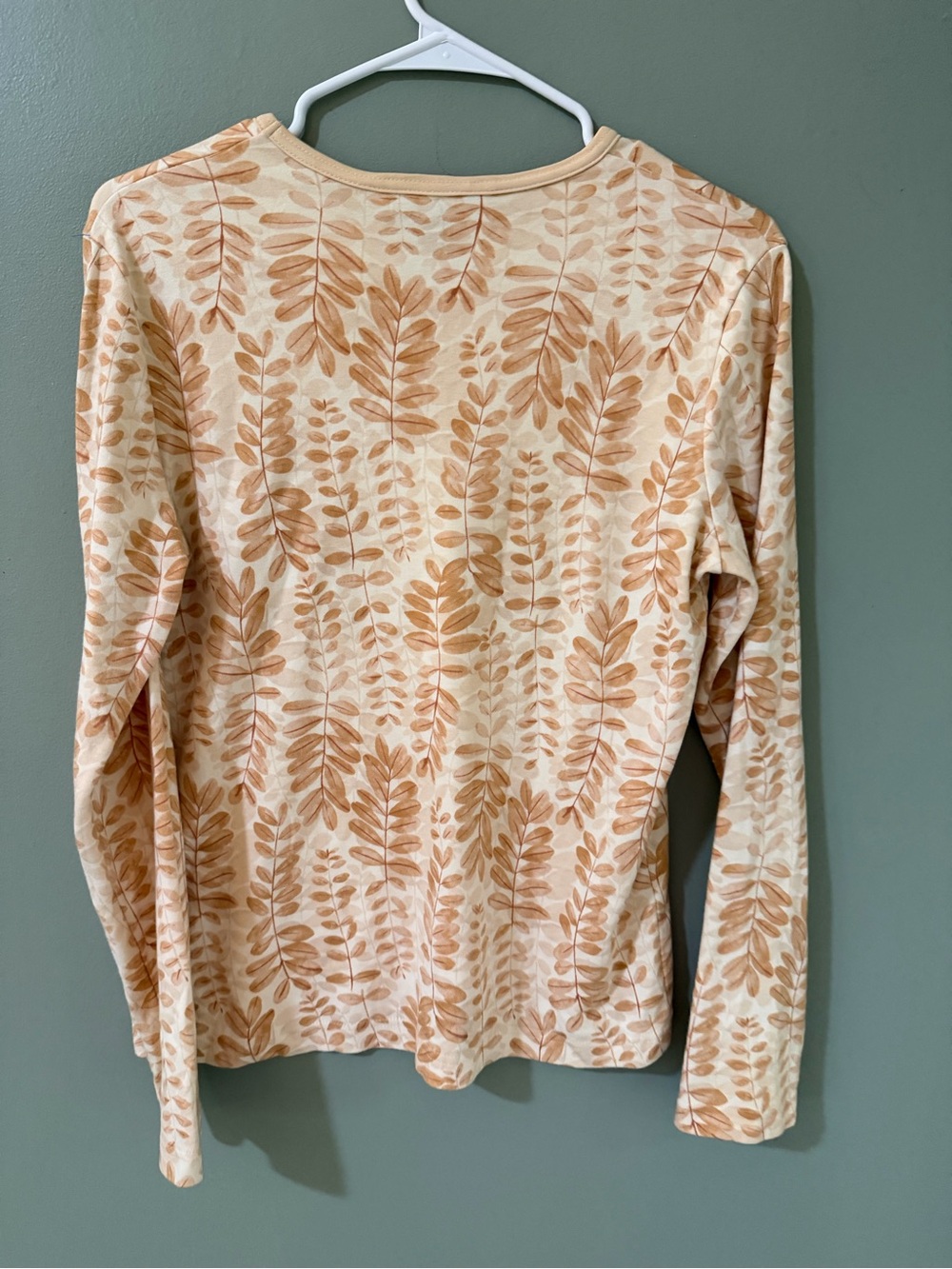 Woolrich vintage women's long sleeve 100 percent cotton medium